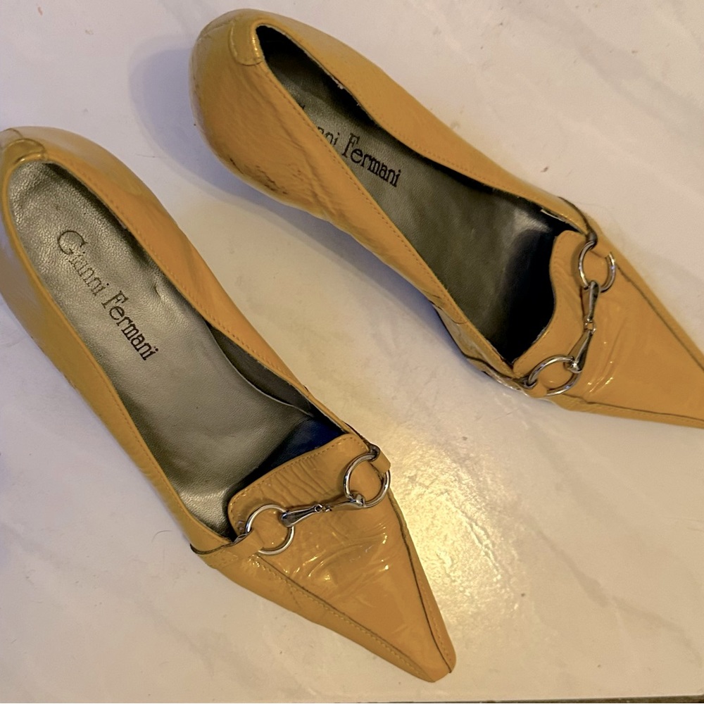 Lovely Gianni Fermani patent leather heels size 6